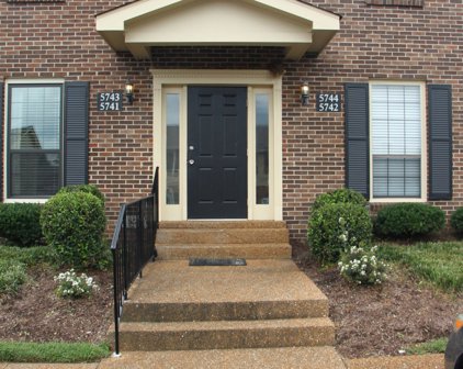 5743 Brentwood Trace, Brentwood