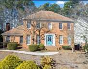 5071 Huntshire Sw Lane, Lilburn image
