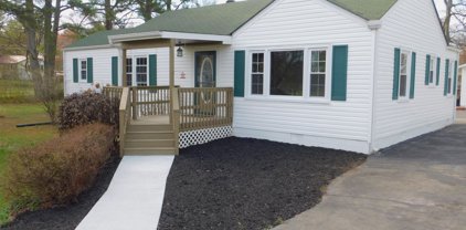 206 Anderson Dr, Tullahoma