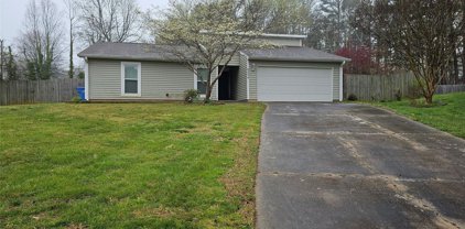 6504 Wealdstone  Court, Mint Hill