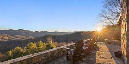 778 Fox Meadow Road, Banner Elk
