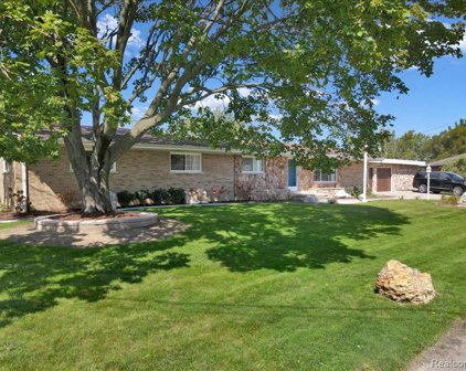 49775 KEYCOVE, Chesterfield Twp