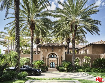 25142  Pacific Coast Hwy, Malibu
