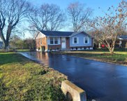 420 Lealand Ln, Lebanon image