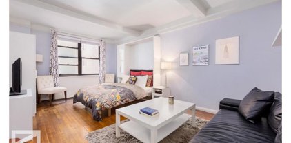 200 W 20th  Street Unit 901, New York