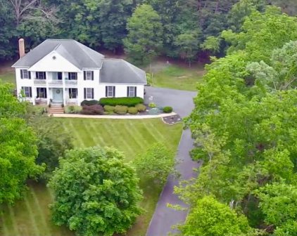 373 Hadley Dr, Falling Waters