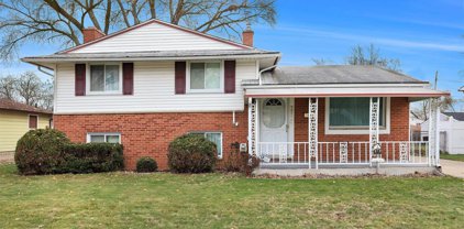 34254 Wilke, Sterling Heights