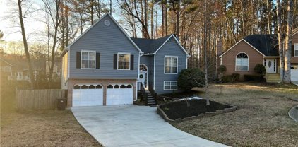 2873 Red Haven Court, Powder Springs
