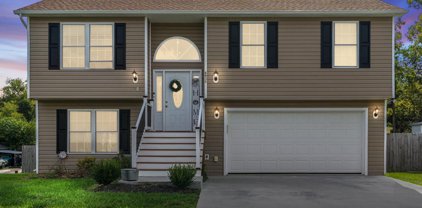 6935 Winchester Ave, Inwood