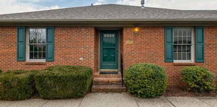 601-D W Jefferson St, La Grange