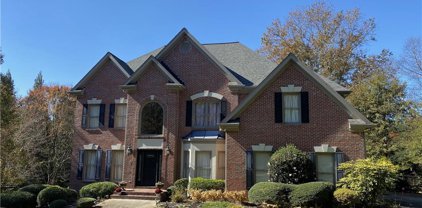745 Champions Club Drive, Alpharetta