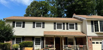 4408 Pickett Rd, Fairfax