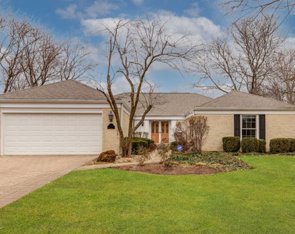 756 Stonegate Road, Libertyville