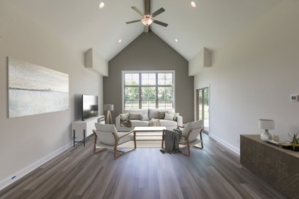 417 W Fox Run, Springfield