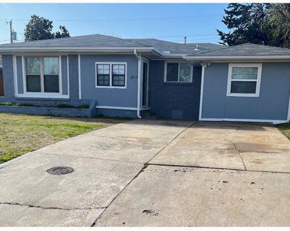 2712 SW 49th Street, Oklahoma City