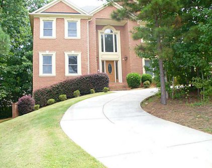 324 Amy Way, College Park