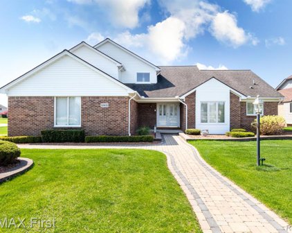 51415 SANDSHORES, Shelby Twp