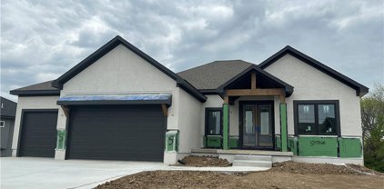2822 SW Hearthstone Place, Lee's Summit
