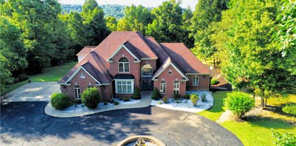 112 Beadnell Dr, Sewickley