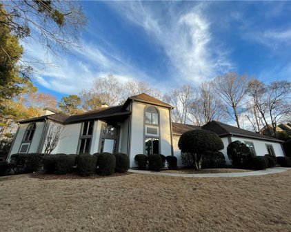 9330 Riverclub Parkway, Johns Creek