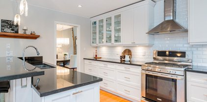 64 Shoreline Circle, Port Moody