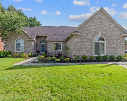 46472 SPRINGWOOD, Macomb Twp