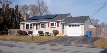 9 Roy  Avenue, Middletown