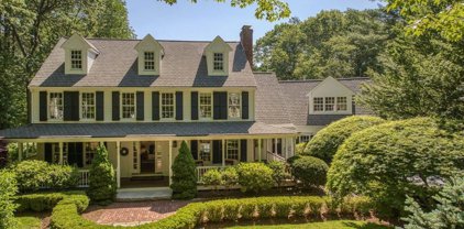 10 Old Farm Rd, Hopkinton