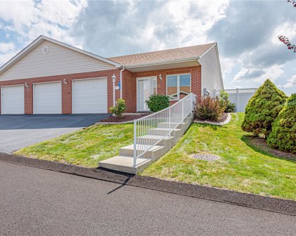 810 Everview Lane, Derry Twp