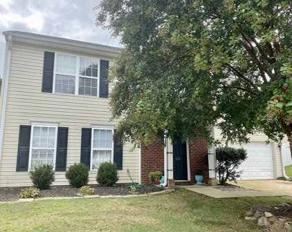 112 Rogers Mill, Duncan