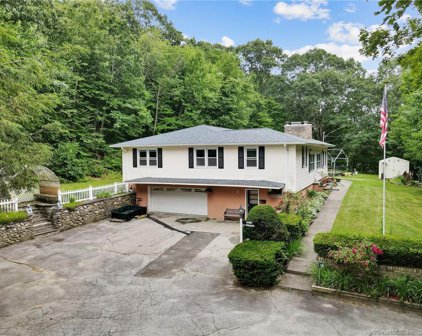 2 Blueberry Hill Road, Waterbury
