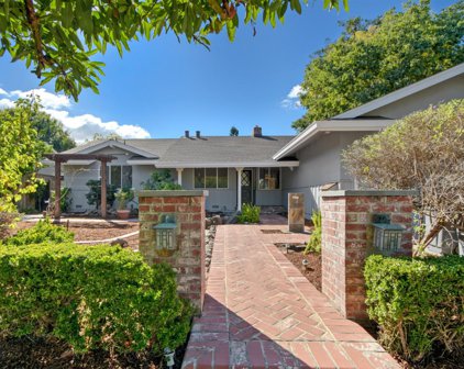 1026 Yorktown DR, Sunnyvale
