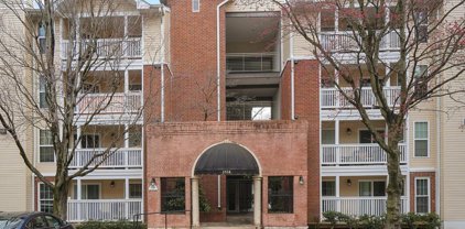 1524 Lincoln Way Unit #303, Mclean