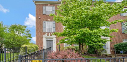 2183 Potomac Club Pkwy, Woodbridge