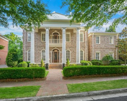 3120 W Addison Drive, Alpharetta