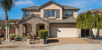 9755 Tapestry DR, Gilroy