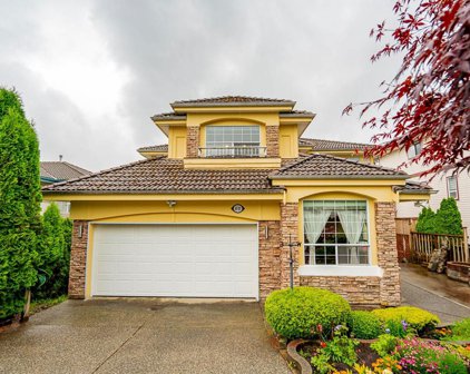 3070 Cardinal Court, Coquitlam