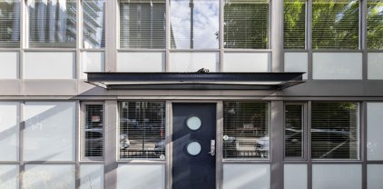 892 Carnarvon Street Unit 101, New Westminster