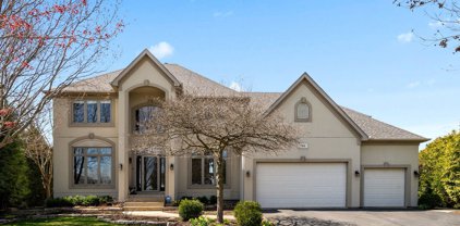 746 Tudor Court, Sugar Grove