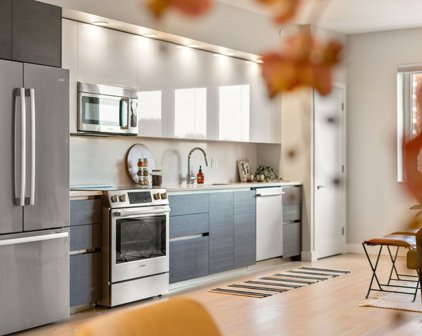 932 Broadway Unit 402, Chelsea