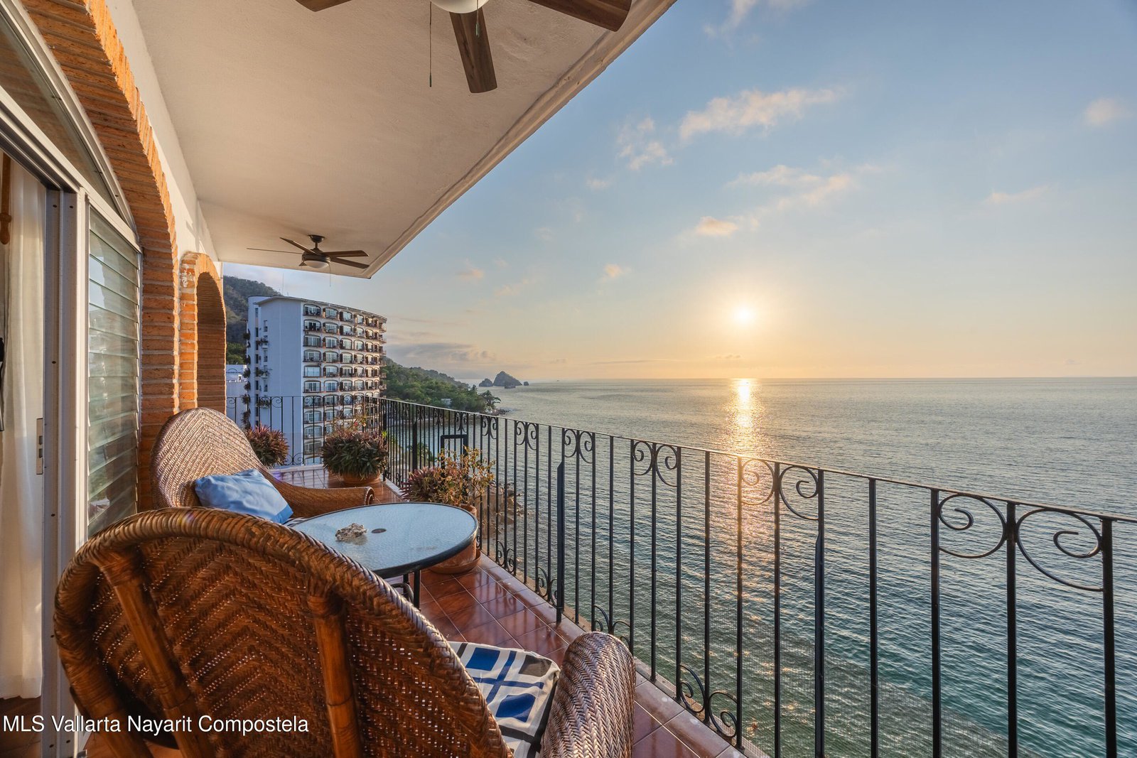 Km 8.5 Barra de Navidad Jacaranda Unit 1001, Puerto Vallarta, JALISCO N/A — Playa Gemelas