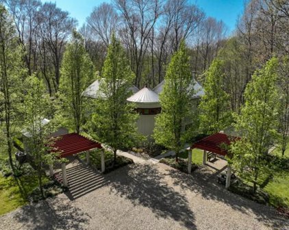 17170 River Bluff Drive, Union Pier