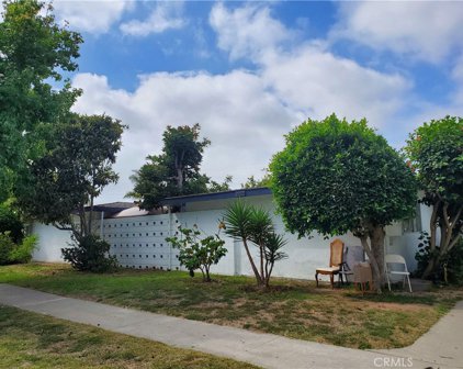 2271 Pomona Avenue, Costa Mesa