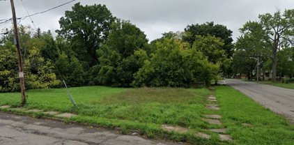 1380 Linwood  Avenue, Niagara Falls-City-291100