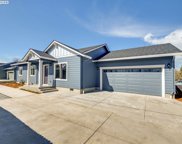 406 18th ST, Springfield image