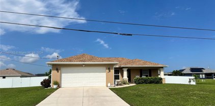 22 Nw 17th Pl, Cape Coral