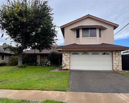 19341 Pitcairn Lane, Huntington Beach
