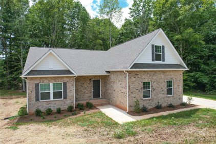 3229 Creek Bend  Court, Sherrills Ford