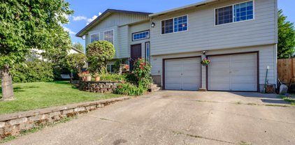 1554 Rock Ledge Dr, Keizer