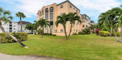 4281 Nw 41st St Unit #220, Lauderdale Lakes